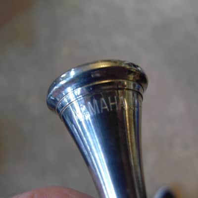 sehr gutes Waldhorn Yamaha  YHR-322II mit Koffer für Schüler image 10