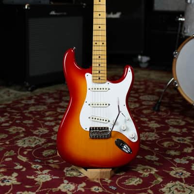 Chandler San Francisco Stratocaster Reissue 57 1999 2 tone