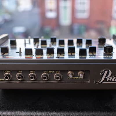 Pearl Syncussion. With Trigger toms, case, PSU, stands, cables + original Box. image 7