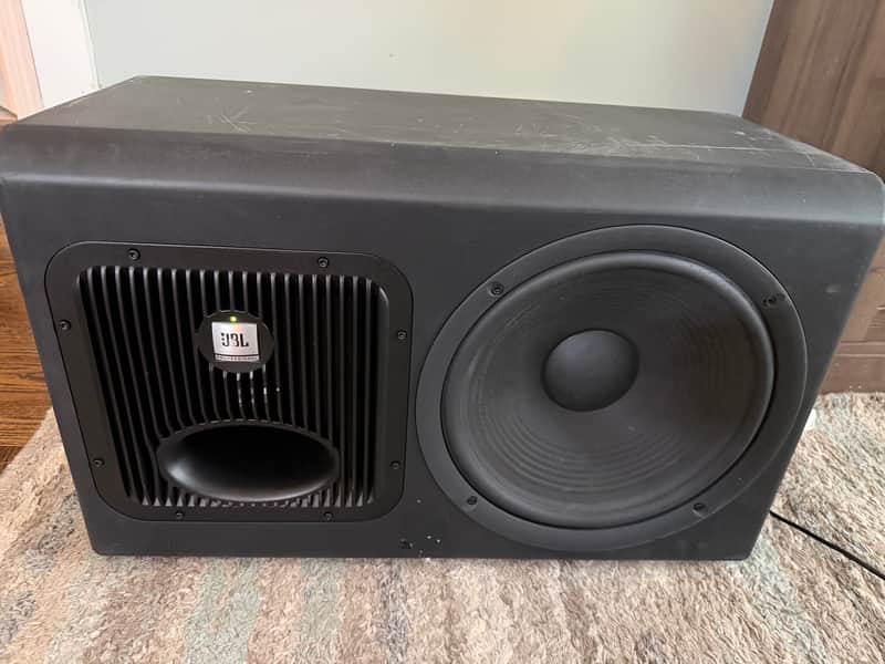 JBL LSR6312SP 12" Linear Spatial Reference Powered Subwoofer Working image 1