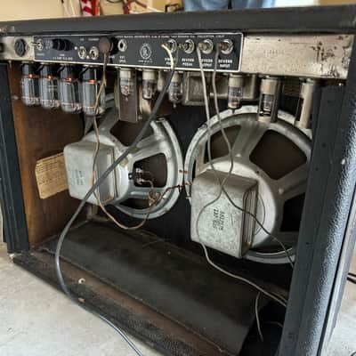 1965 Fender Twin Reverb 2x12 image 10