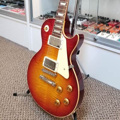 used 2016 Gibson Custom Shop True Historic 1960 Les Paul Reissue R0 in Vintage Cherry Sunburst, Very Good Condition image 5