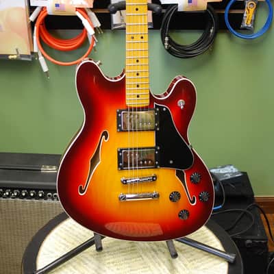 Fender  Modern Player Starcaster image 1