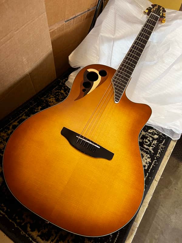 Mint Ovation Celebrity Deluxe E-Acoustic Guitar CDX40-PB - Vintage Peach Burst Satin image 1