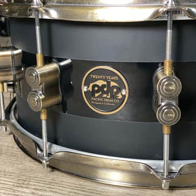 PDP 20th Anniversary 6.5x14 Snare Drum Gloss Black with Antique Bronze Hardware image 2