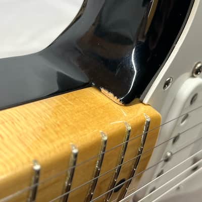 Fender 60th Anniversary American Vintage 1954 Stratocaster Strat Electric Guitar 2014 with Hard Case - 2-Color Sunburst image 21