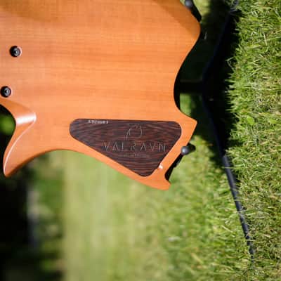 Valravn Headless 8 string 2022 Sea Green image 9