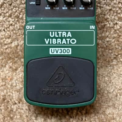 Behringer Ultra Vibrato Green UV300 image 3
