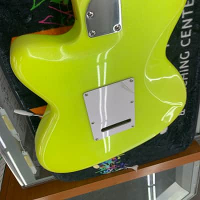 Ibanez YY10-SGS Yvette Young Signature Talman 2020 - Present - Slime Green Sparkle image 4