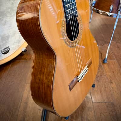 Ramirez R4 Classical Guitar 2001 w/ SKB Hardshell Case image 3