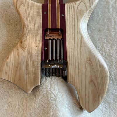 96 art Multiscale Headless 7 string Solidbody Guitar with Sophia Tremolo, Buckeye Burl, Ash, Purpleheart image 14