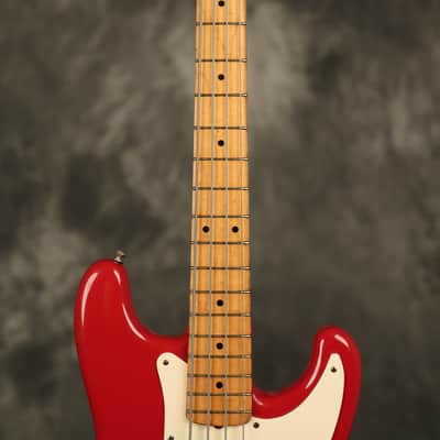 1983 Fender Bullet Bass Deluxe B-34 long scale Red image 4