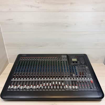 Yamaha MGP24X 24-Channel Analog Mixing Console w/ Rolling Hard Case & Manual 2013 image 8