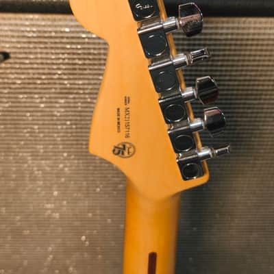 Fender Stratocaster 2022 Polaris White image 10