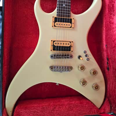 Aria Pro II Urchin U-70, Orig Hard Case, 1981 S/N, Pro Serviced Matsumoku image 1