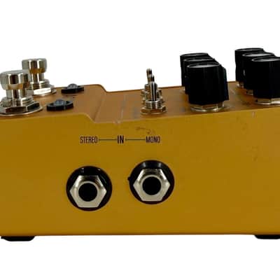 Walrus Audio MAKO Series ACS1 Amp + Cab Simulation  in very good condition image 3