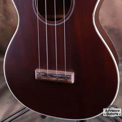 Martin 2015 2 Concert Uke Bild 10
