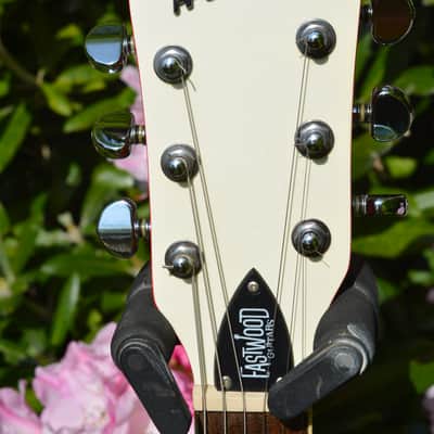 Airline '59 Coronado Deluxe DLX in Gloss Red w/New Chrome Dunlop Straploks, & New Supro Hardshell Case ~ As New ! image 5