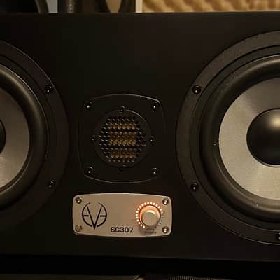EVE Audio sc307 studio monitor pair sc307 mtm image 2