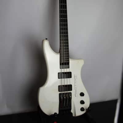 Rare Kubicki Factor Bass Super Early SN085 1985 Pre Fender Estate Find OHSC image 6
