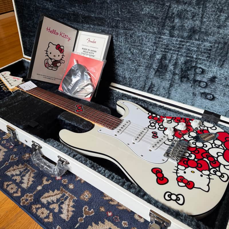 Fender Hello Kitty Stratocaster 2025 Made in Japan Limited Edition image 1