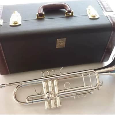 Chinese made Trumpet labeled as Bach LT180S-72 Bb Silver with Gold Trim & Case LT180S-72 2025 - Silver image 1