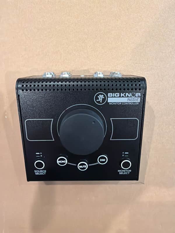 Mackie Big Knob Passive Monitor Controller 2017 - Present - Black image 1