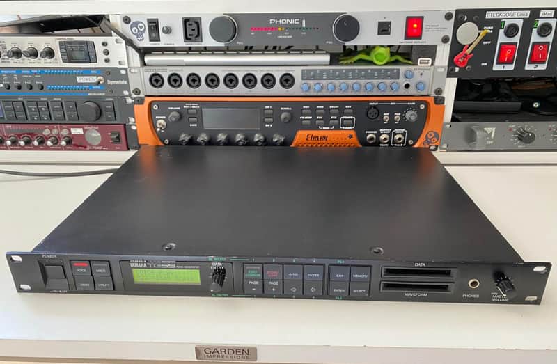 Yamaha TG55 Tone Generator Rackmount Synthesizer | Reverb