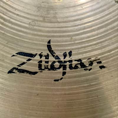 Zildjian New Beat 14” Hi Hat Set - VG Condition - 974/1424 Grams image 4