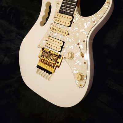 Ibanez Jem 7V 1993 White/gold Ebony Edge 1 owner EXCELLENT like EVO image 4