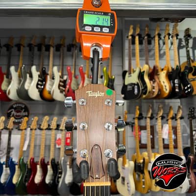 Taylor   210 E Dreadnought image 5