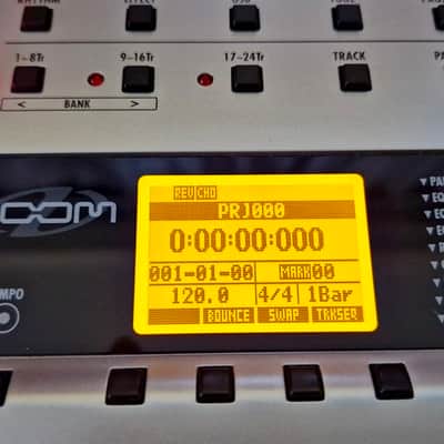 Zoom R24 Mint Condition image 12