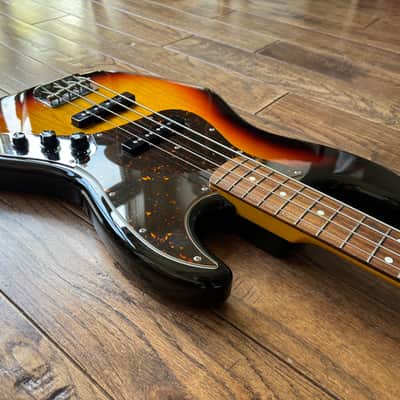 2013 Fender JB62-US ‘62 Reissue Jazz Bass USA Pickups Sunburst MIJ Japan image 8