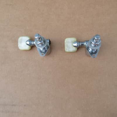Pair of 1960s Grover Fender F USA Pat Pending Guitar Tuner Pearloid Button image 4
