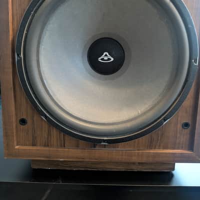 Matched Cerwin Vega D9 1980's - Walnut image 7