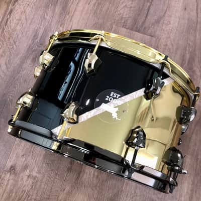 SJC Custom Drums 8x14” Builder’s Choice Maple Snare Drum 2023 - Black Gloss/Mirror Brass Wrap image 5