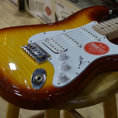 Fender Squier Affinity Series Stratocaster FMT HSS Sienna Sunburst Electric Guitar image 3