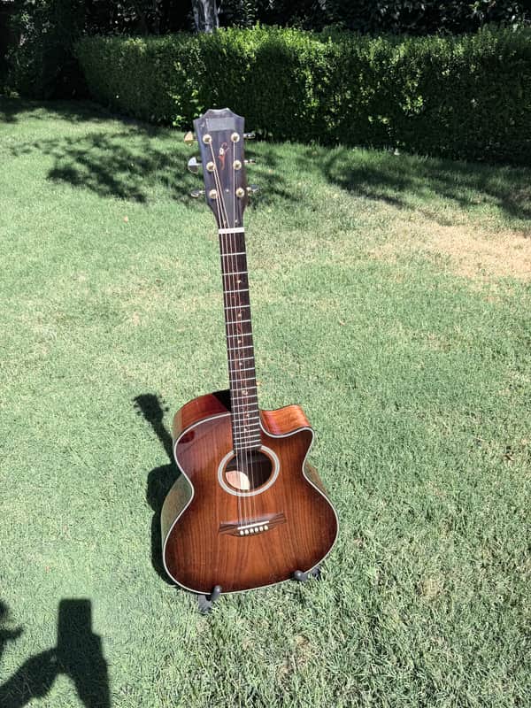 Unbranded- Taylor Auditorium Inspired 200 Series Cutaway 2025 - Tobacco Sunburst