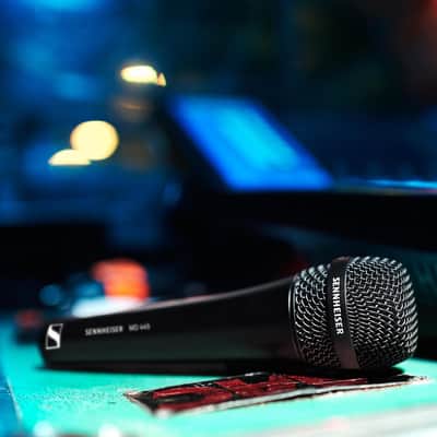 Sennheiser MD445 Supercardioid Handheld Dynamic Microphone image 7