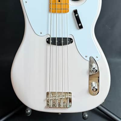 Squier Classic Vibe 50's Precision Bass 4-String Bass Guitar White Blonde Finish