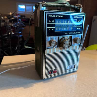 Vintage Solid State GATOR SKIN Fortune Instant Sound Am/fm Radio Tested Works🔥 image 4