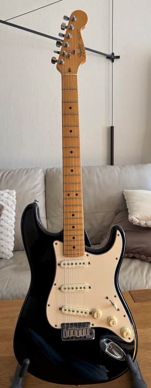 Fender Stratocaster Standard USA 1989  - Schwarz/Black image 1