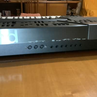 Roland JD-800 61-Key Programmable Synthesizer 1991 - 1995 - Carbon image 4