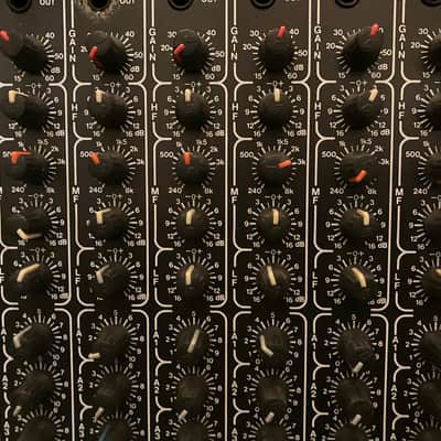 Studiomaster Session mix 16-2 gold Mediados de los ´90. - Black image 3