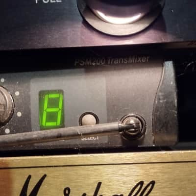 Shure PSM 200 transmitter 2015? - Black image 2