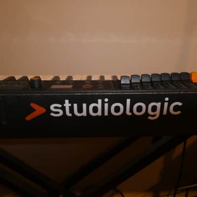 Studiologic Numa Compact 2x 88-Key Semi-Weighted Piano 2018 - Black image 3