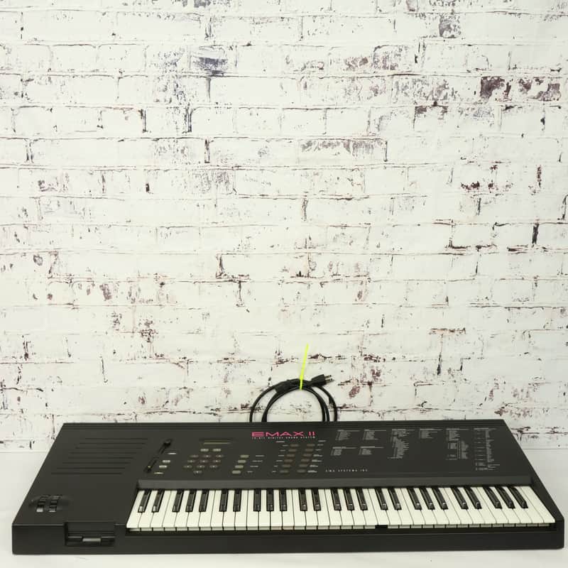 E-MU Systems EMU Emax II 16-bit Stereo Sampler Keyboard image 1