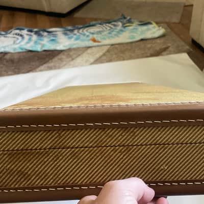 2004 G&G Fender USA Deluxe Stratocaster Telecaster 50th Anniversary Hardshell Guitar Case Orange Interior image 9