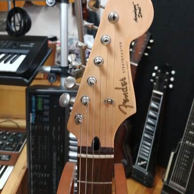 Fender Limited Edition Aerodyne Classic Stratocaster with Flame Maple Top 2019 - Crimson Red Transparent image 3
