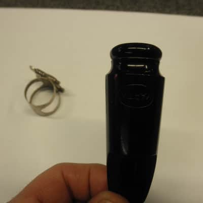Martin Alto saxophone mouthpiece w/ ligature image 9